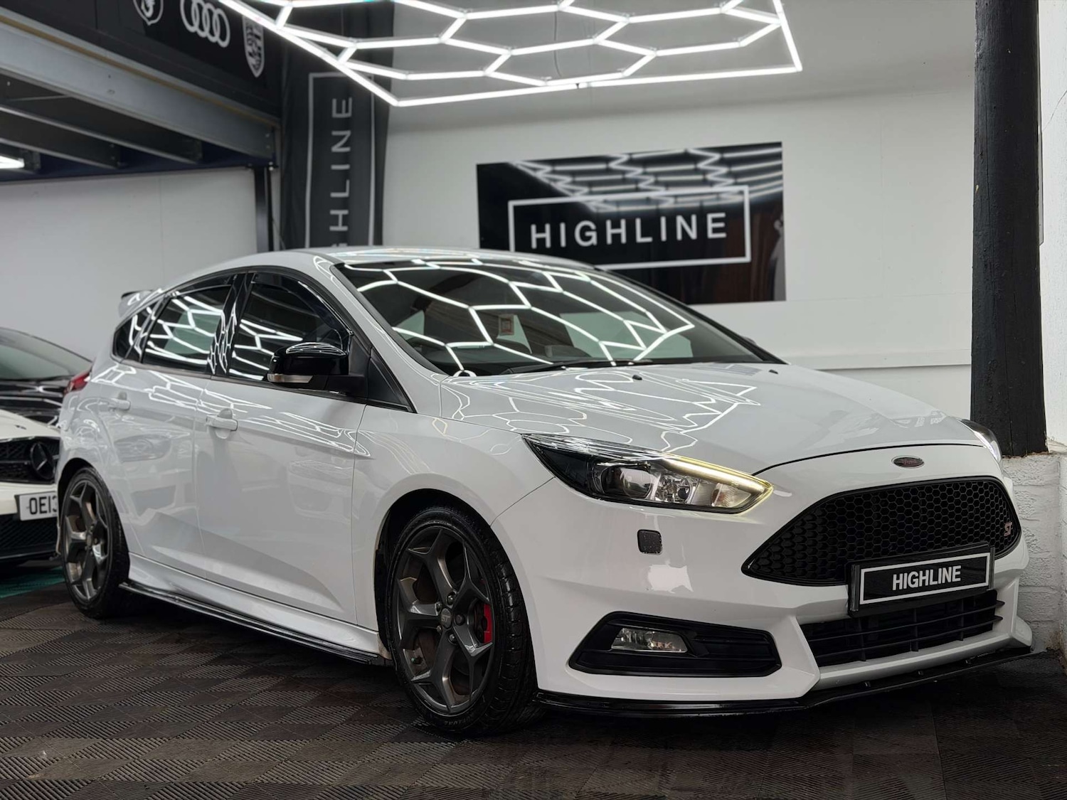 Used Ford Focus 2016 for sale - 77996953: Photo 2