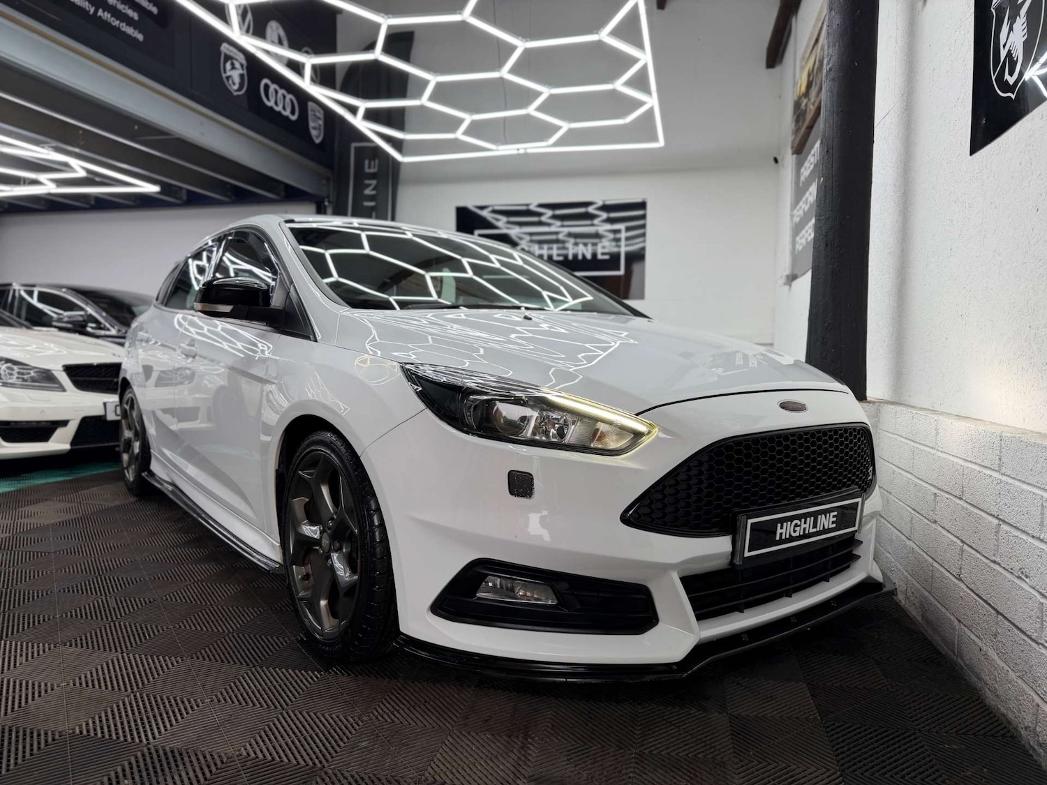 Used Ford Focus 2016 for sale - 77996953: Photo 3