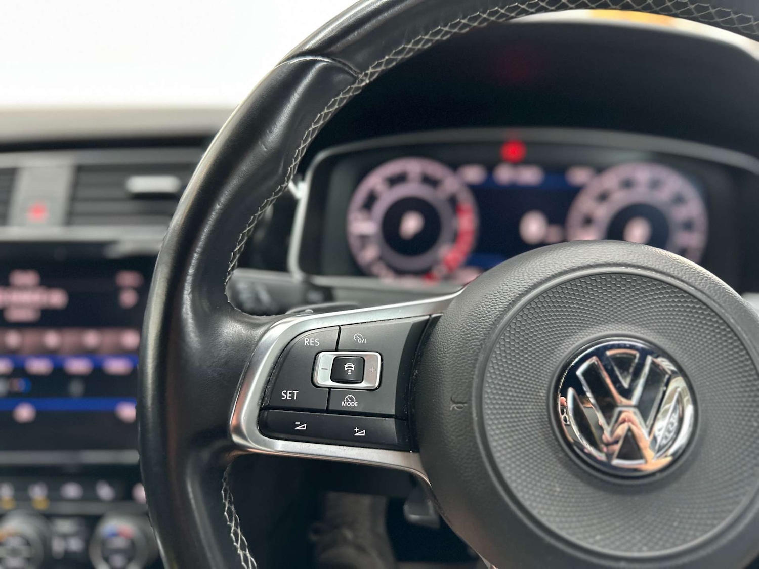 Used Volkswagen Golf 2017 for sale - 76625122: Photo 18