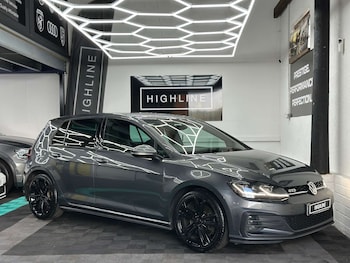 Used Volkswagen Golf 2017 for sale - 76625122: Photo