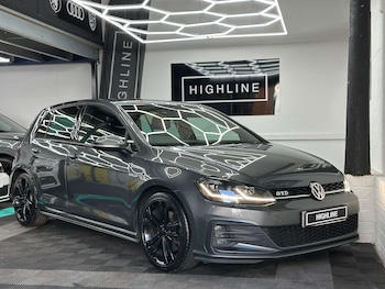 Used Volkswagen Golf 2017 for sale - 76625122: Photo