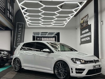 Used Volkswagen Golf 2015 for sale - 76625128: Photo