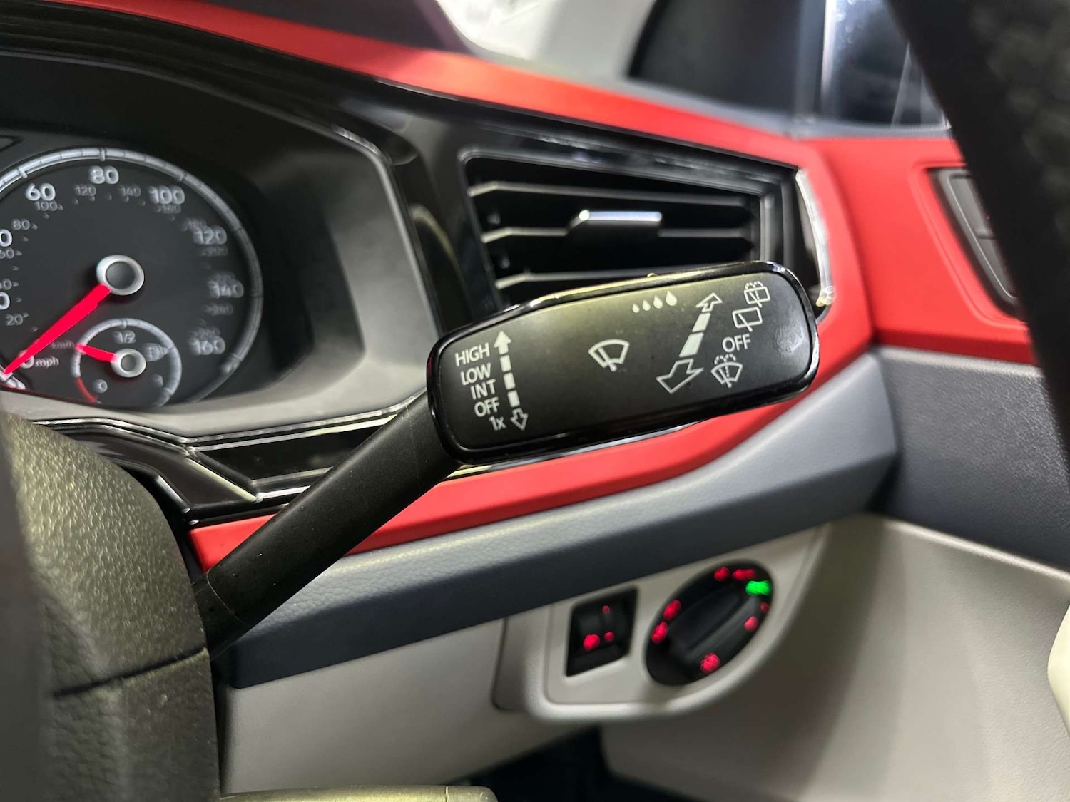 Used Volkswagen Polo 2019 for sale - 76625129: Photo 23