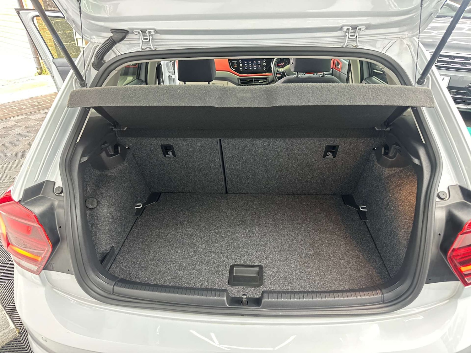 Used Volkswagen Polo 2019 for sale - 76625129: Photo 37