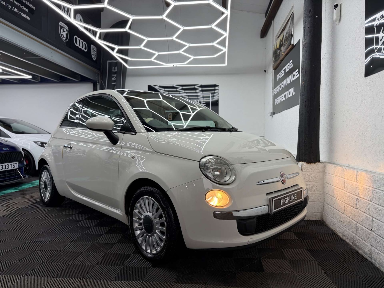 Used Fiat 500 2011 for sale - 77647620: Photo 3