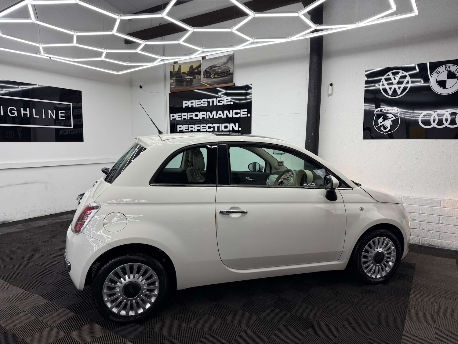 Used Fiat 500 2011 for sale - 77647620: Photo 7