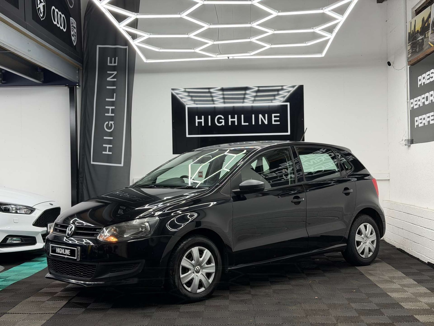 Used Volkswagen Polo 2011 for sale - 77673738: Photo 10