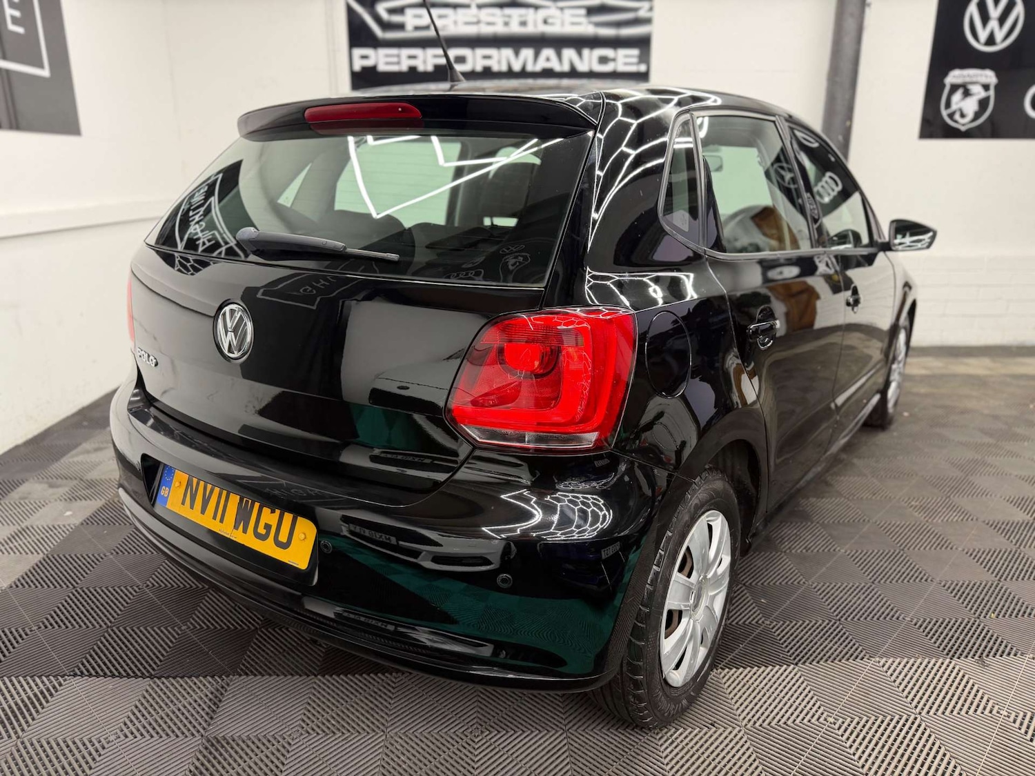 Used Volkswagen Polo 2011 for sale - 77673738: Photo 8