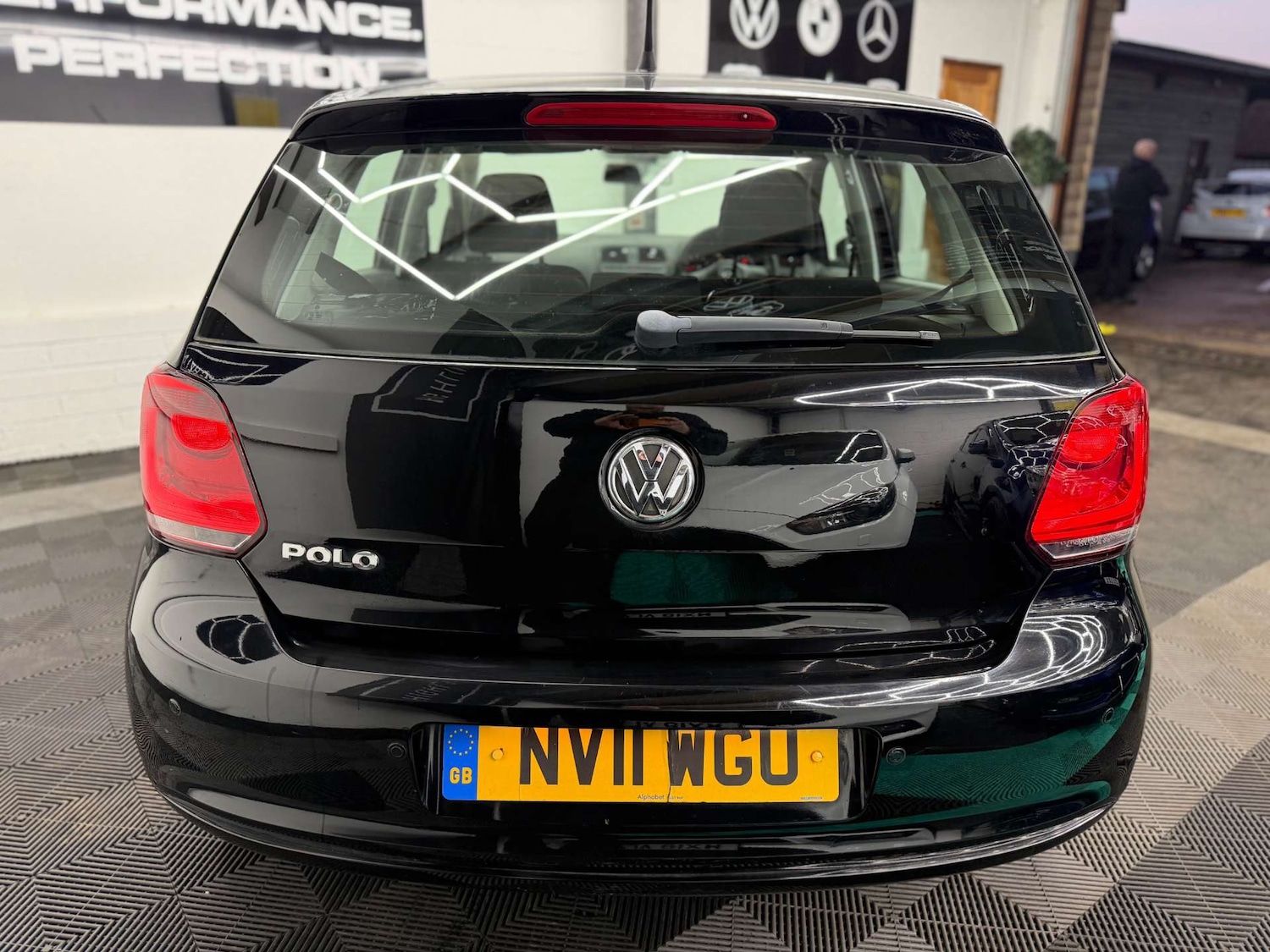 Used Volkswagen Polo 2011 for sale - 77673738: Photo 9