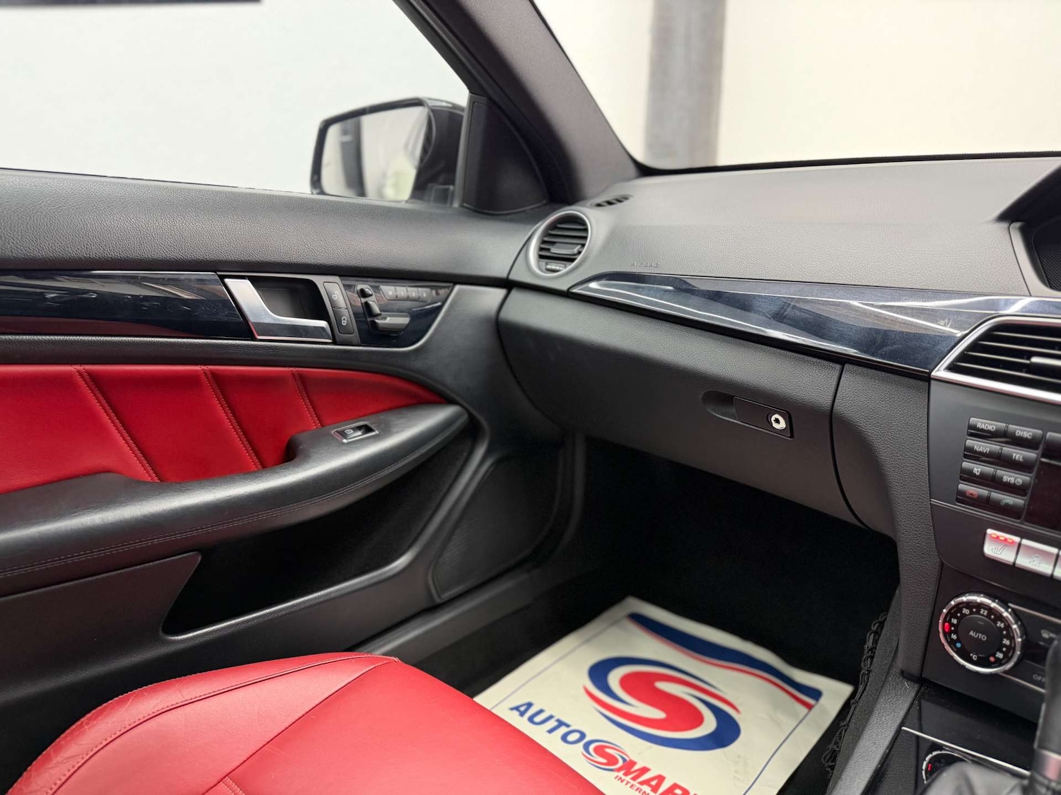 Used Mercedes-Benz C Class 2013 for sale - 77647607: Photo 44