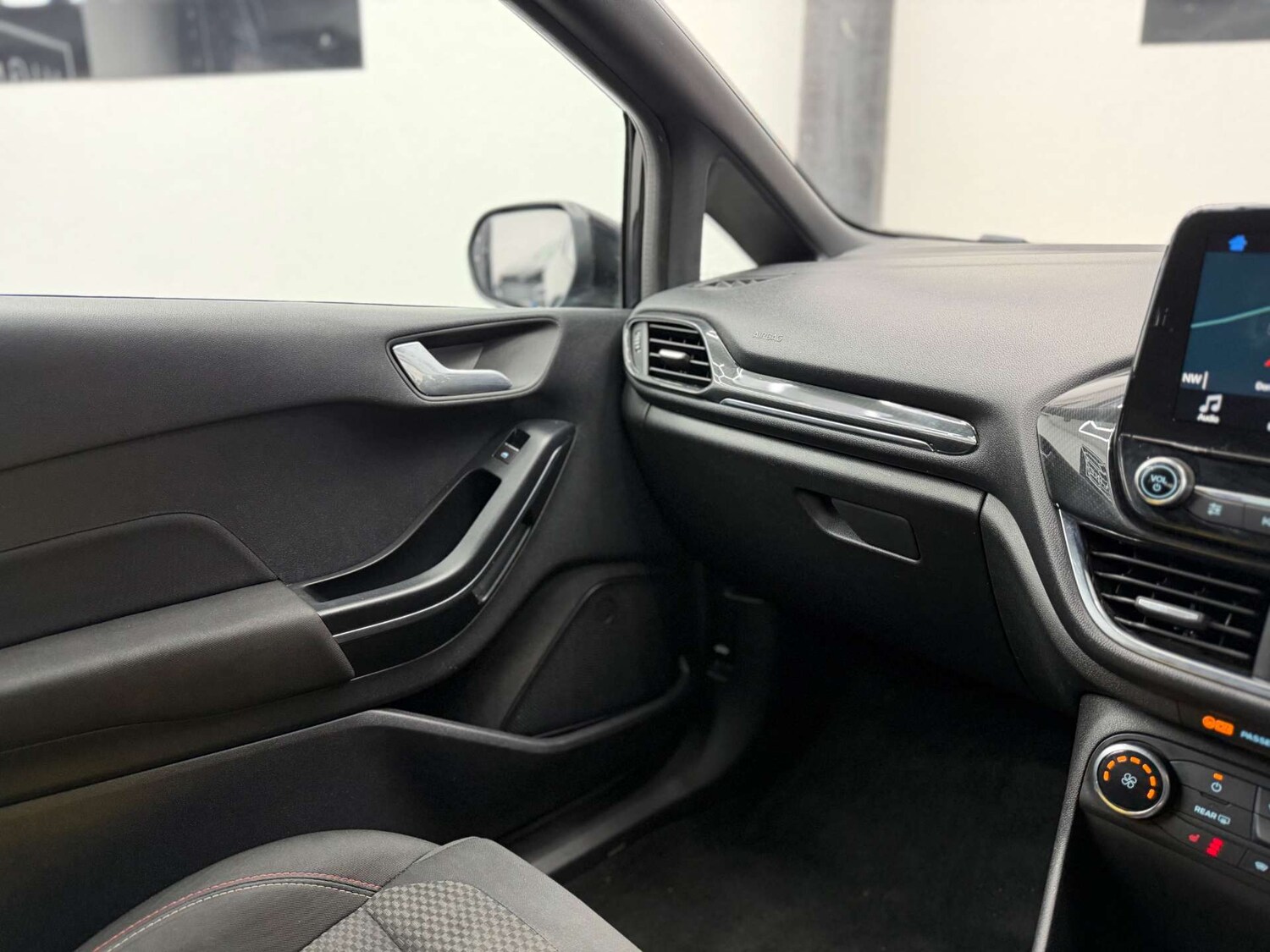 Used Ford Fiesta 2018 for sale - 77926998: Photo 28