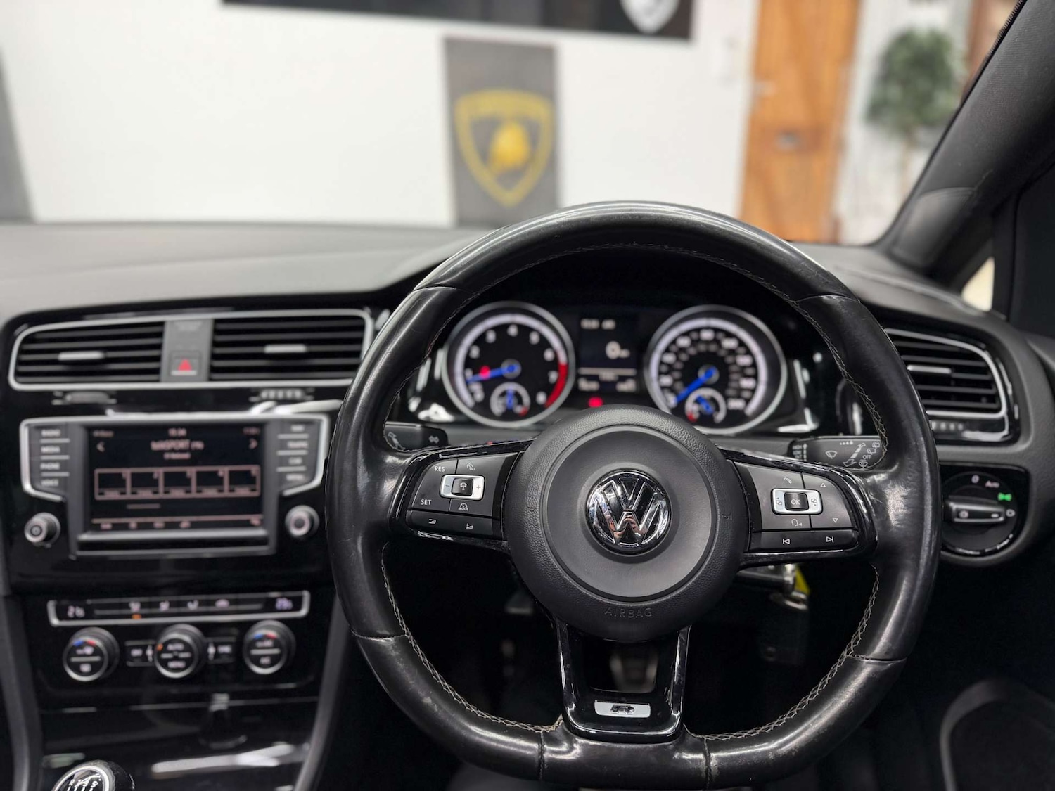 Used Volkswagen Golf 2016 for sale - 78064644: Photo 20