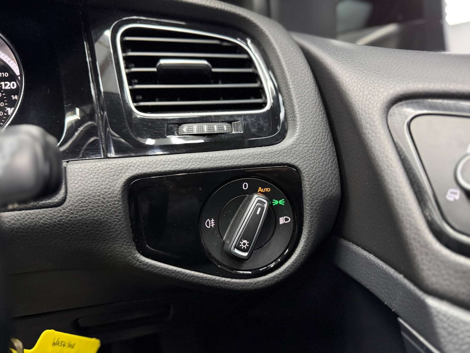 Used Volkswagen Golf 2016 for sale - 78064644: Photo 24