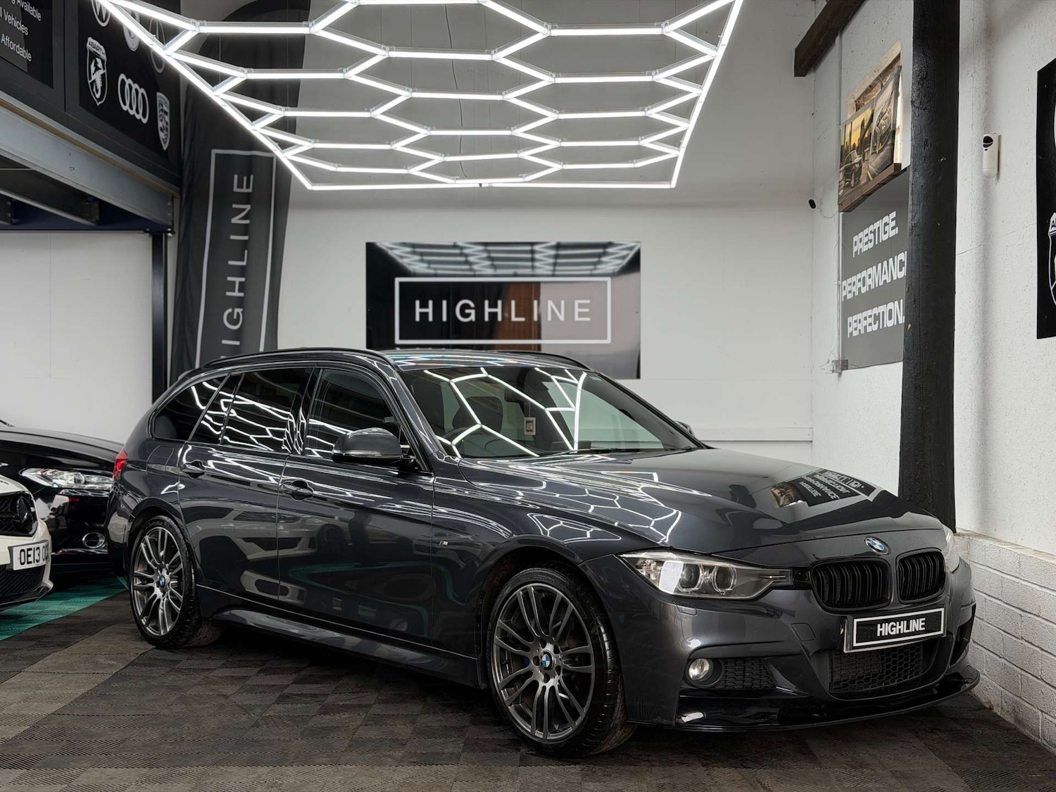 Used BMW 3 Series 2014 for sale - 77998606: Photo 1