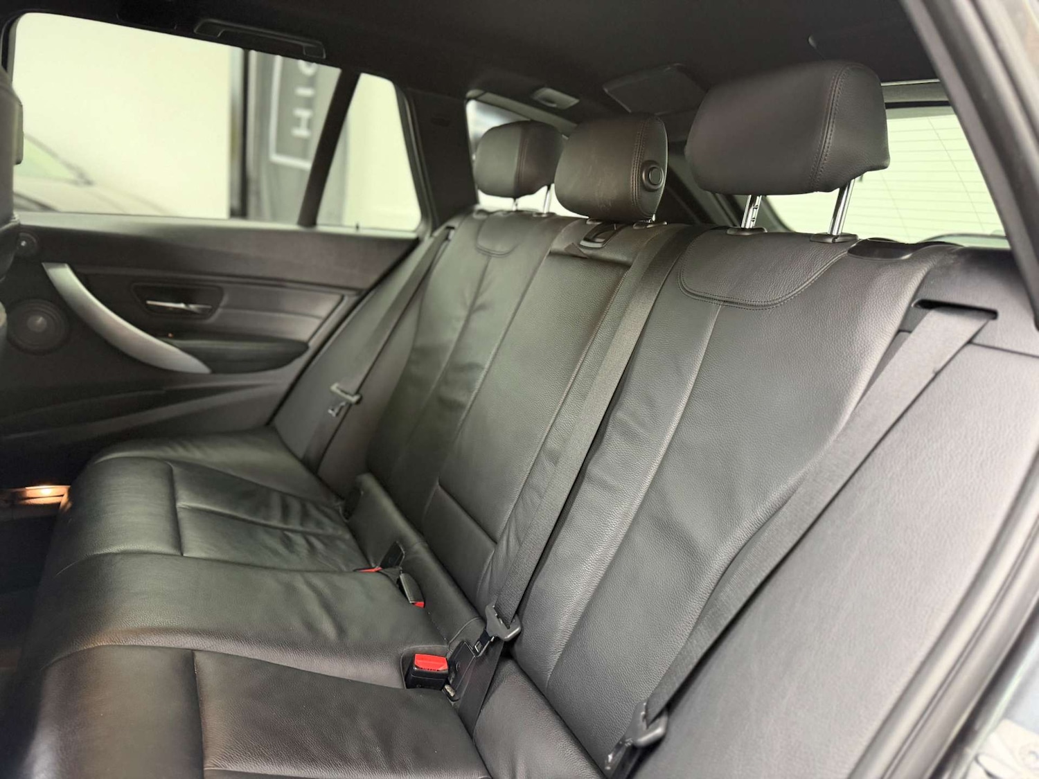 Used BMW 3 Series 2014 for sale - 77998606: Photo 38