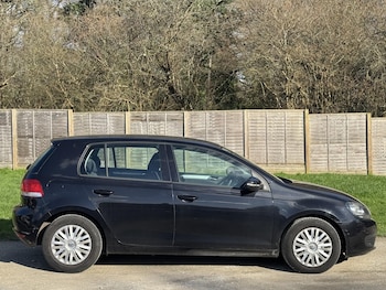 Used Volkswagen Golf 2010 for sale - 77896093: Photo