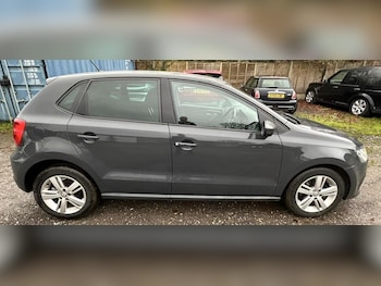 Used Volkswagen Polo 2017 for sale - 77087788: Photo