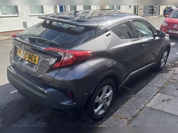 Used Toyota C-HR 2020 for sale - 79664897: Photo