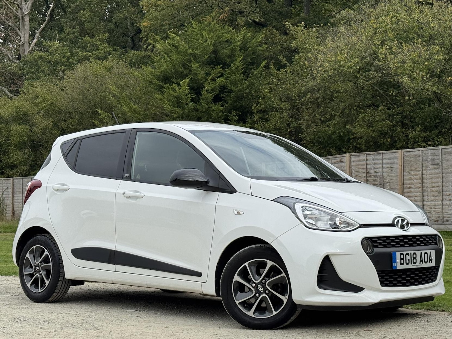 Used Hyundai i10 2018 for sale - 76634342: Photo 3