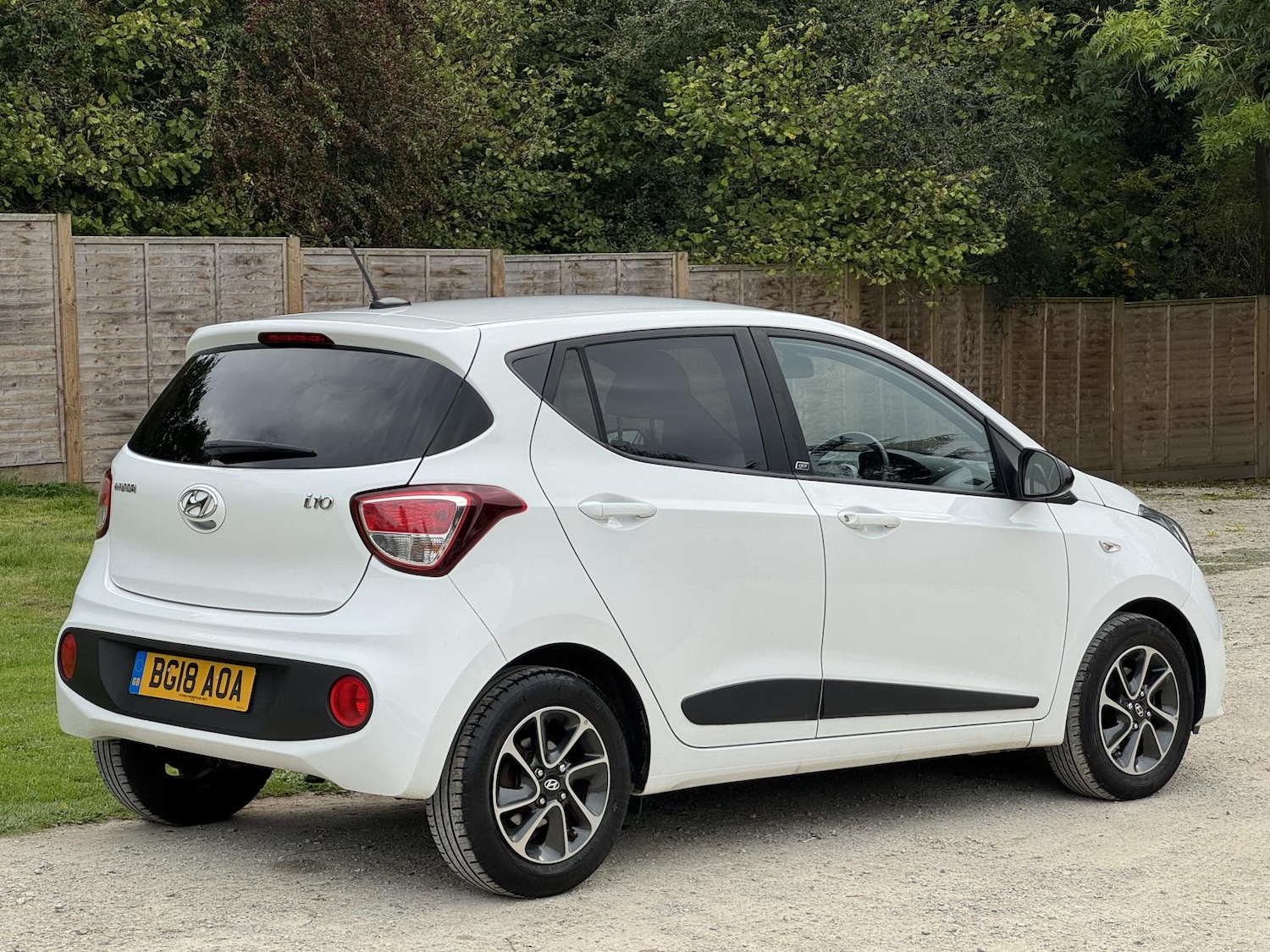 Used Hyundai i10 2018 for sale - 76634342: Photo 8