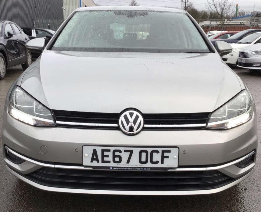 Used Volkswagen Golf 2017 for sale - 77085358: Photo 2