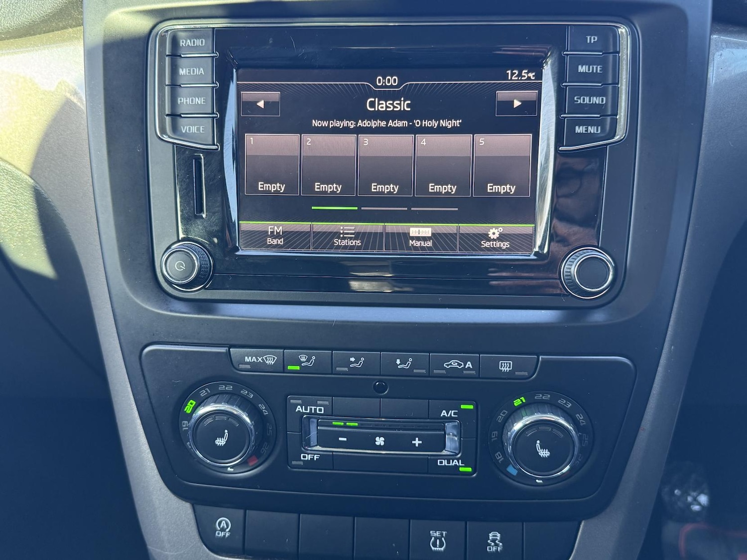 Used Skoda Yeti 2016 for sale - 76922259: Photo 25