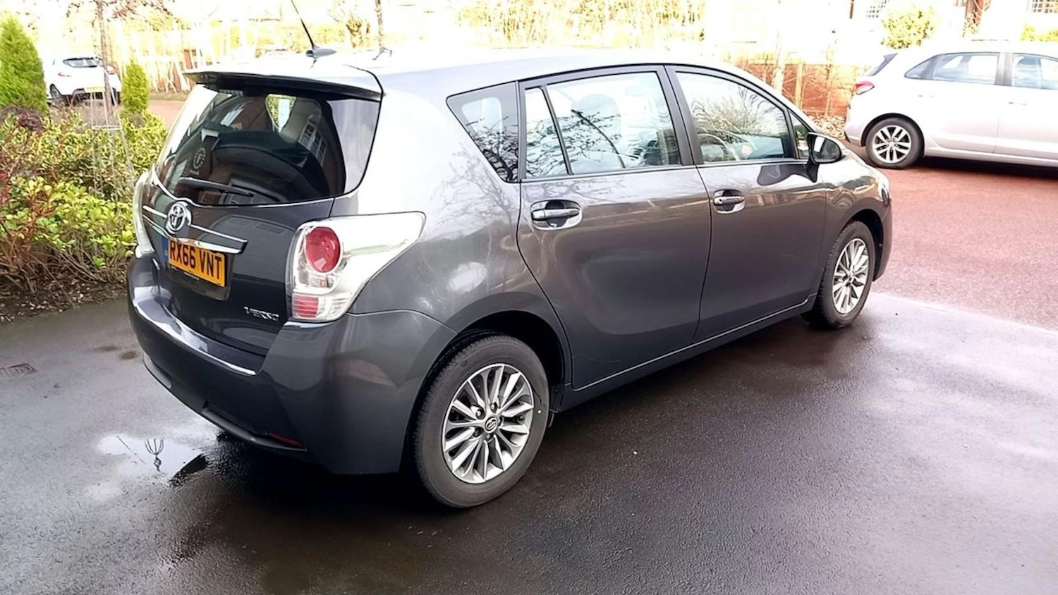 Used Toyota Verso 2016 for sale - 77721802: Photo 2