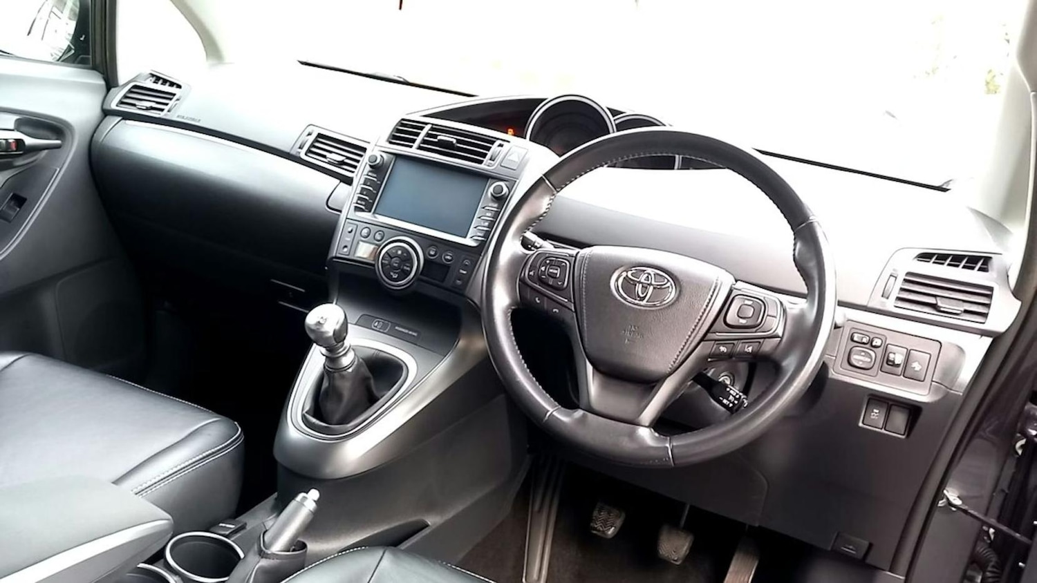 Used Toyota Verso 2016 for sale - 77721802: Photo 3