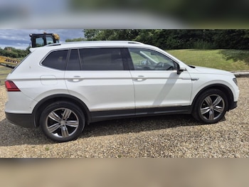 Used Volkswagen Tiguan Allspace 2019 for sale - 78969650: Photo