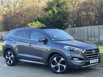 Used Hyundai TUCSON 2017 for sale - 76925332: Photo