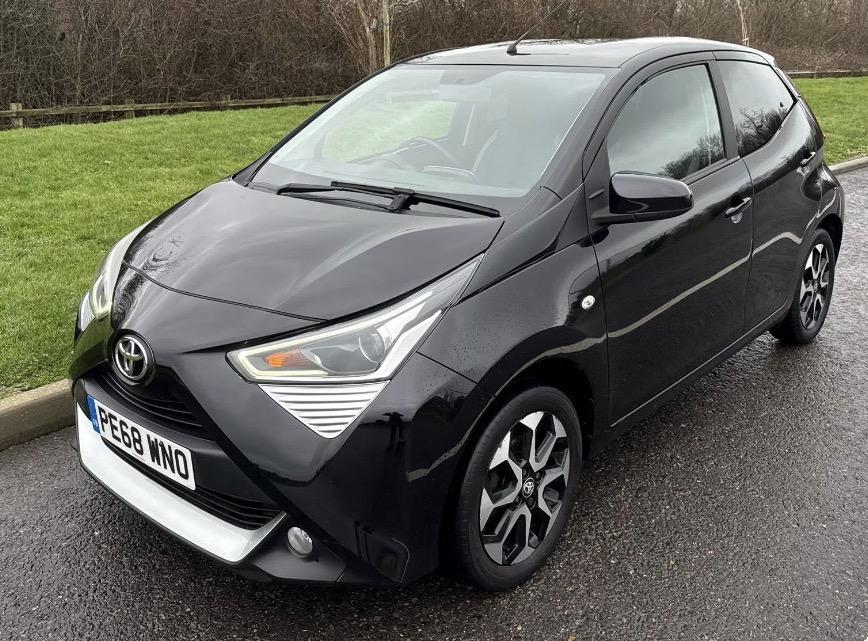 Used Toyota AYGO 2018 for sale - 77248151: Photo 2