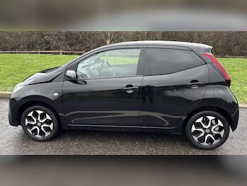 Used Toyota AYGO 2018 for sale - 77248151: Photo