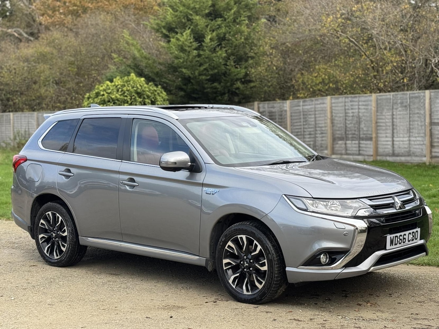 Used Mitsubishi Outlander 2017 for sale - 76634333: Photo 11