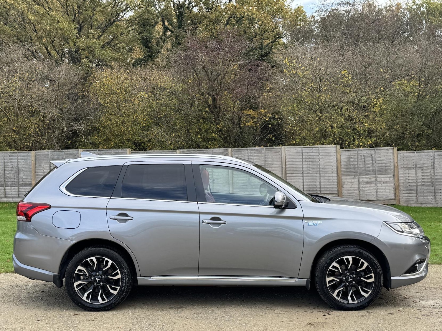 Used Mitsubishi Outlander 2017 for sale - 76634333: Photo 8