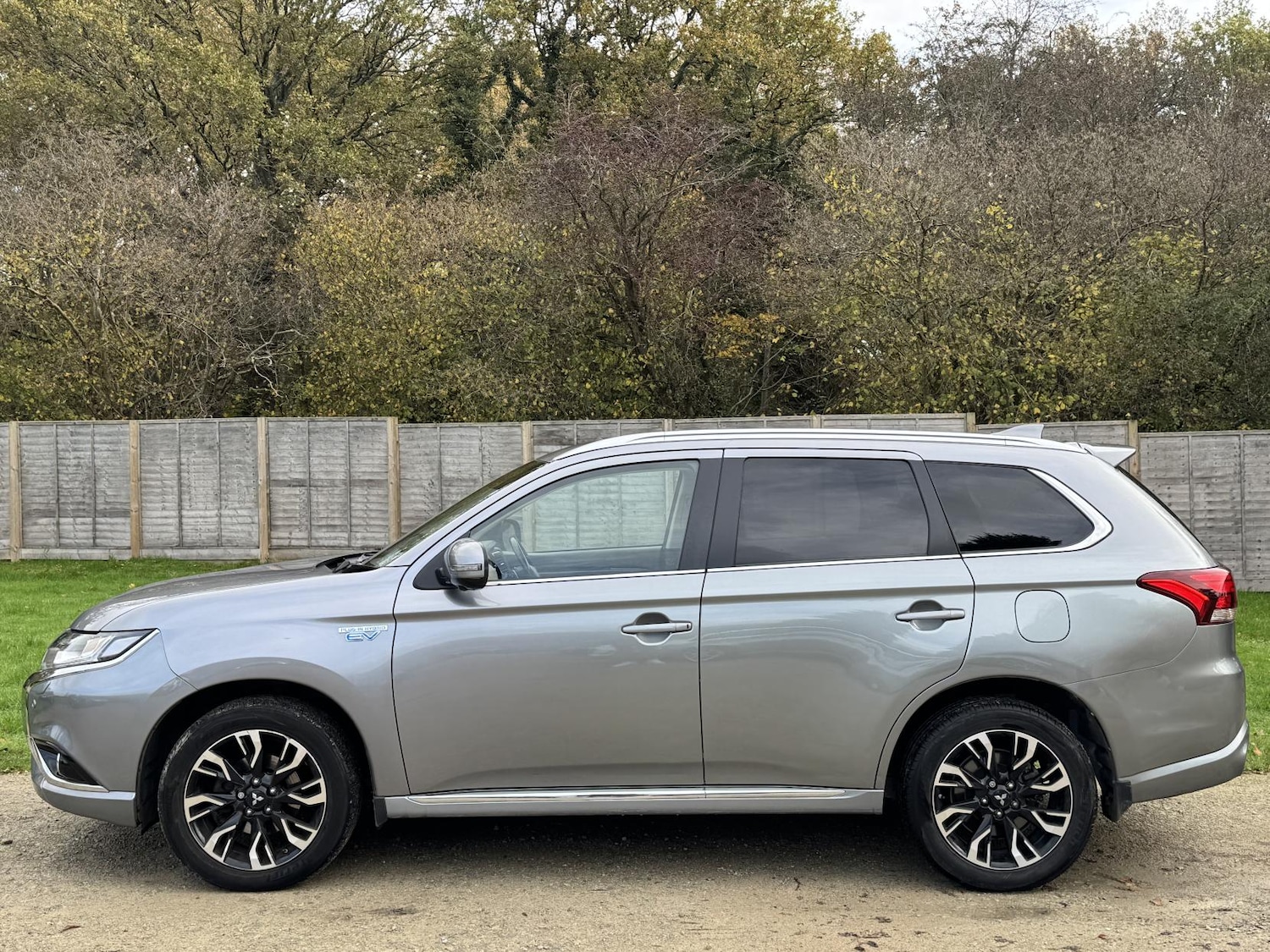Used Mitsubishi Outlander 2017 for sale - 76634333: Photo 9