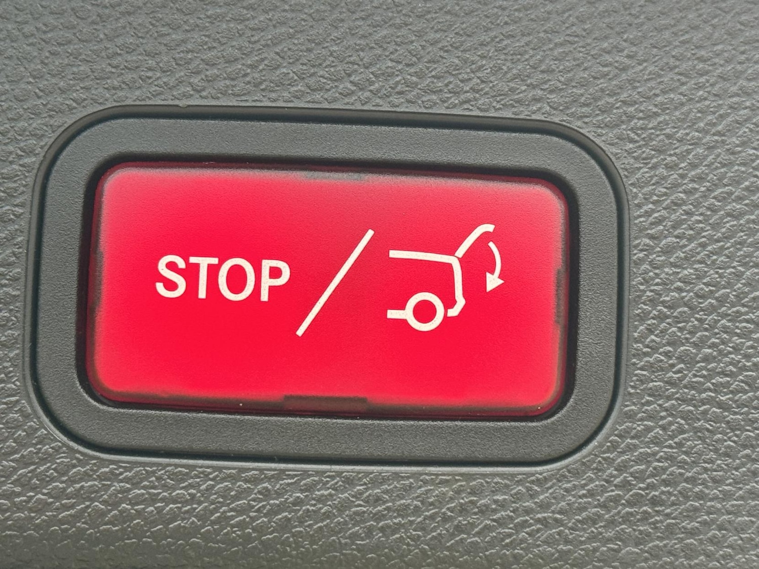 Used Mercedes-Benz C Class 2019 for sale - 76634337: Photo 27