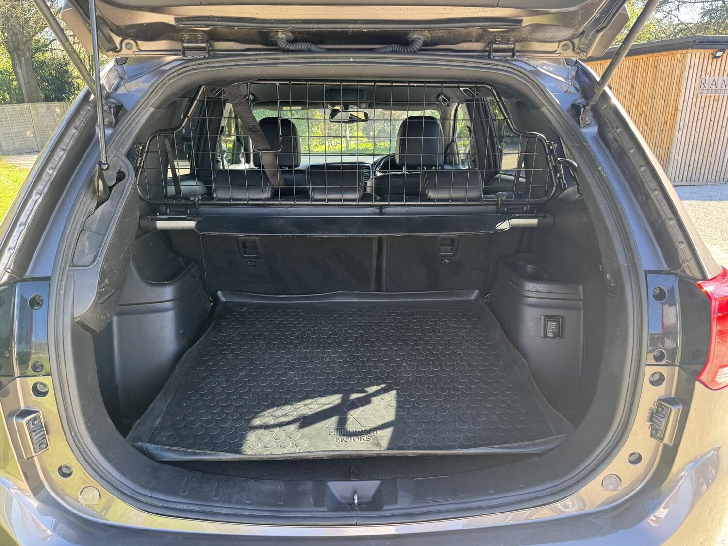 Used Mitsubishi Outlander 2019 for sale - 78152950: Photo 11