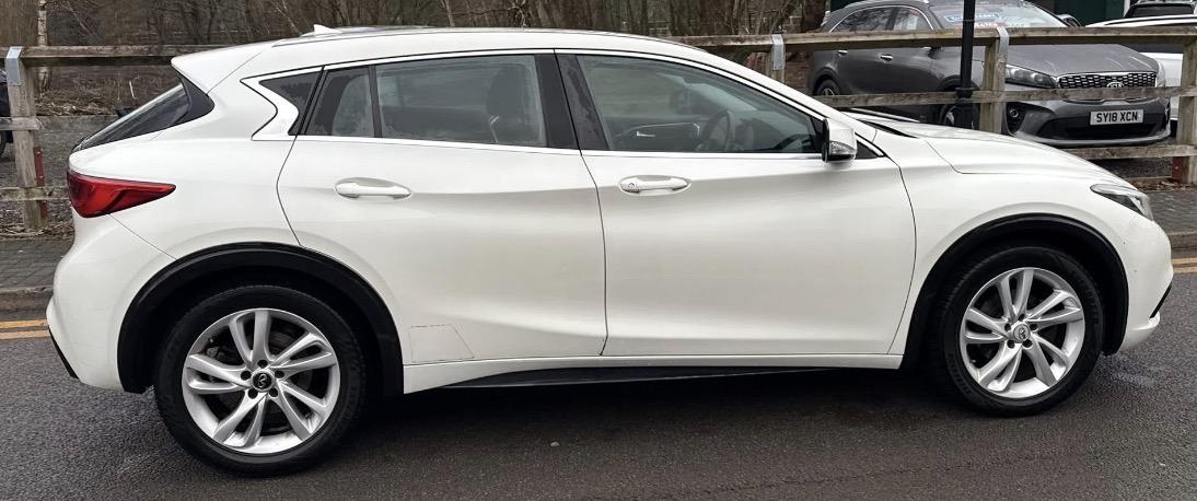 Used Infiniti Q30 2017 for sale - 77210682: Photo 4