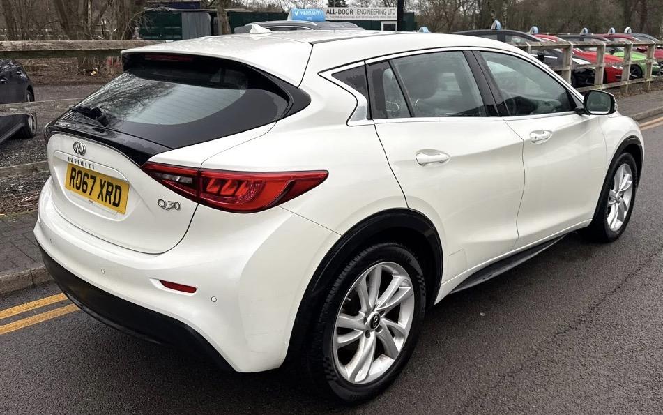 Used Infiniti Q30 2017 for sale - 77210682: Photo 8