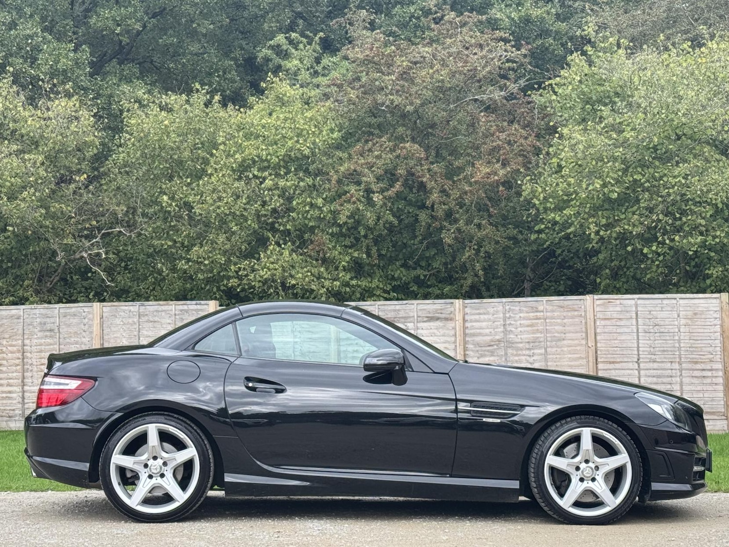 Used Mercedes-Benz SLK 2011 for sale - 76634330: Photo 19