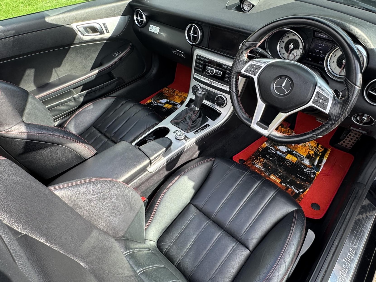 Used Mercedes-Benz SLK 2011 for sale - 76634330: Photo 3