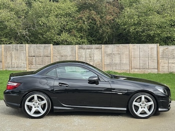 Used Mercedes-Benz SLK 2011 for sale - 76634330: Photo