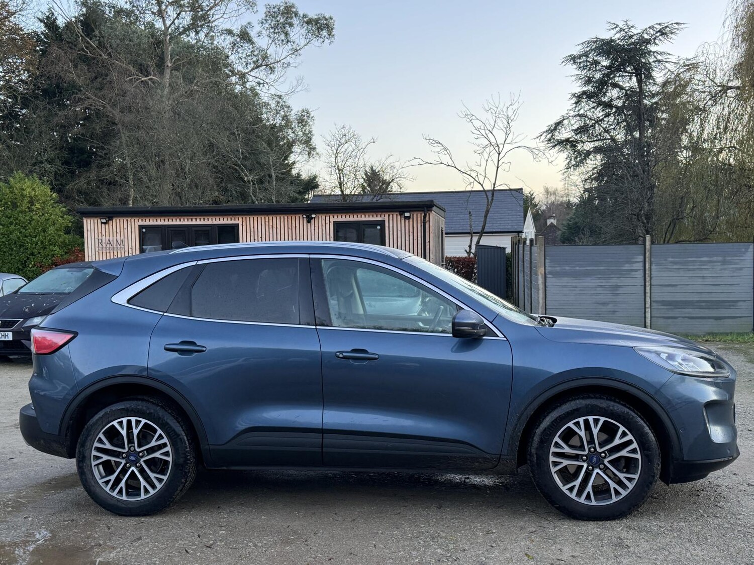 Used Ford Kuga 2021 for sale - 76782126: Photo 6