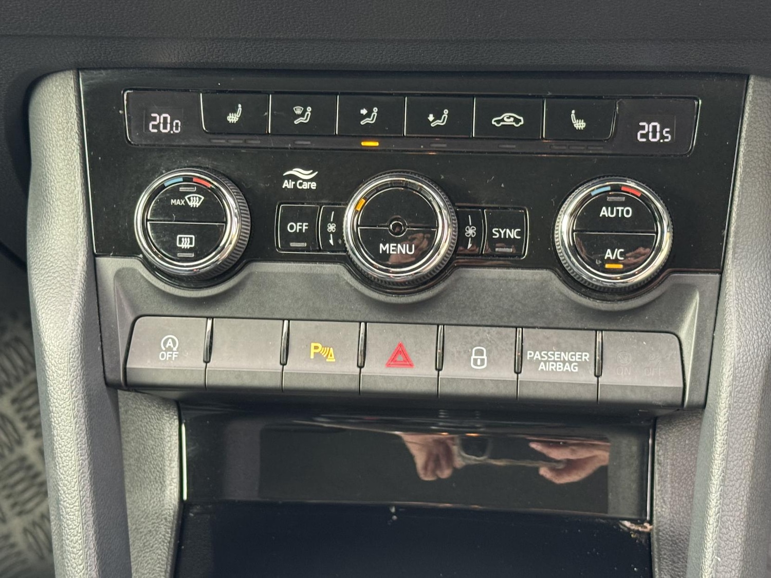 Used Skoda Karoq 2018 for sale - 76634334: Photo 18