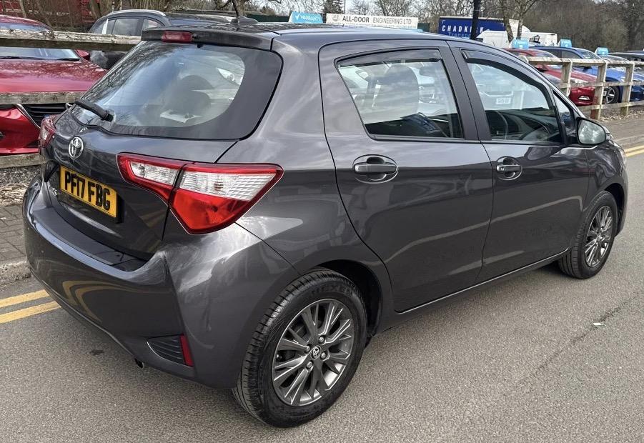 Used Toyota Yaris 2017 for sale - 77778709: Photo 10