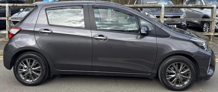 Used Toyota Yaris 2017 for sale - 77778709: Photo 12