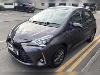 Used Toyota Yaris 2017 for sale - 77778709: Photo