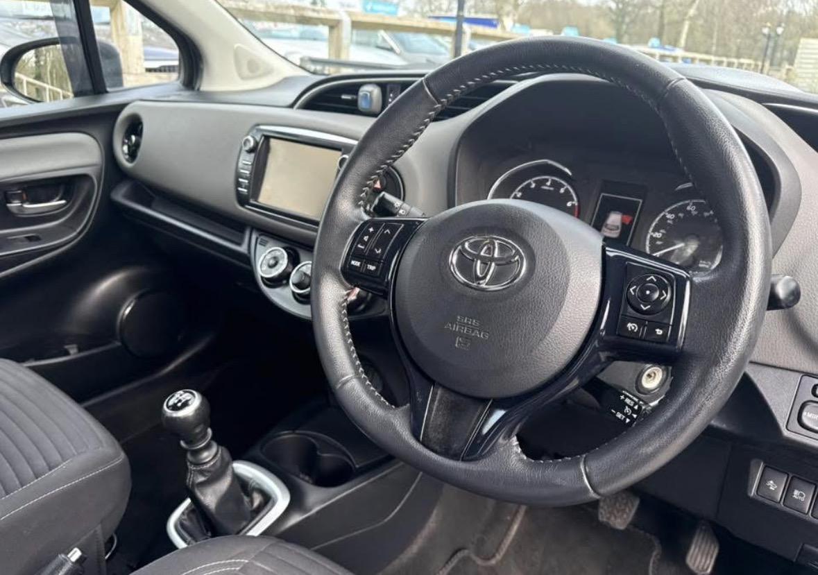 Used Toyota Yaris 2017 for sale - 77778709: Photo 8
