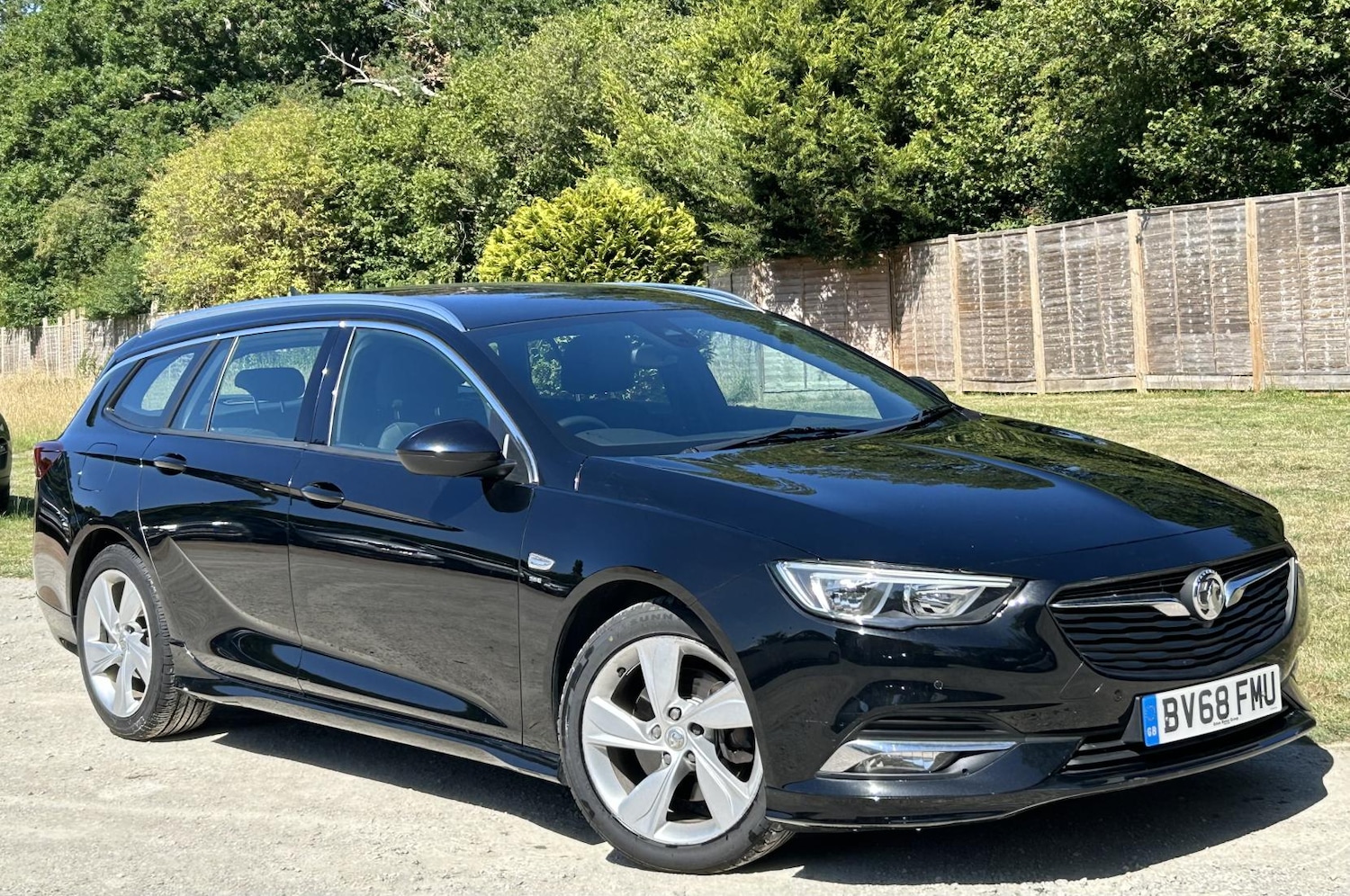 Used Vauxhall Insignia 2018 for sale - 76634326: Photo 1