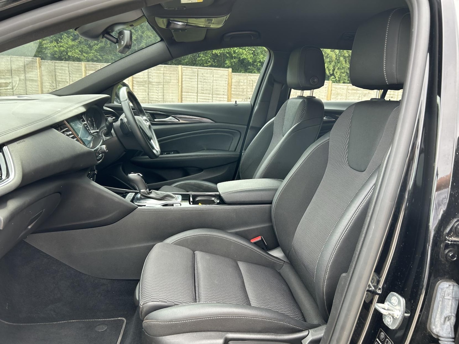 Used Vauxhall Insignia 2018 for sale - 76634326: Photo 22